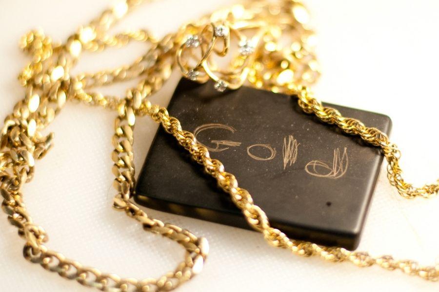 7 روش تشخیص طلا از بدل در منزل با ابزار ساده